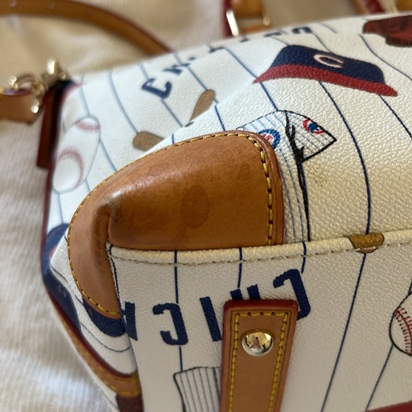 Dooney Bourke Chicago Cubs handbag - Picture 5 of 11